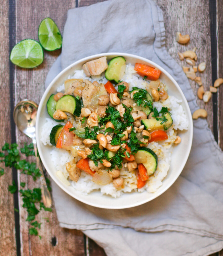 Green Cashew Chicken Curry