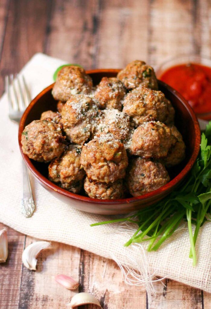 Baked Turkey Meatball Recipe - Just brush with olive oil & pop in the oven for 20 minutes